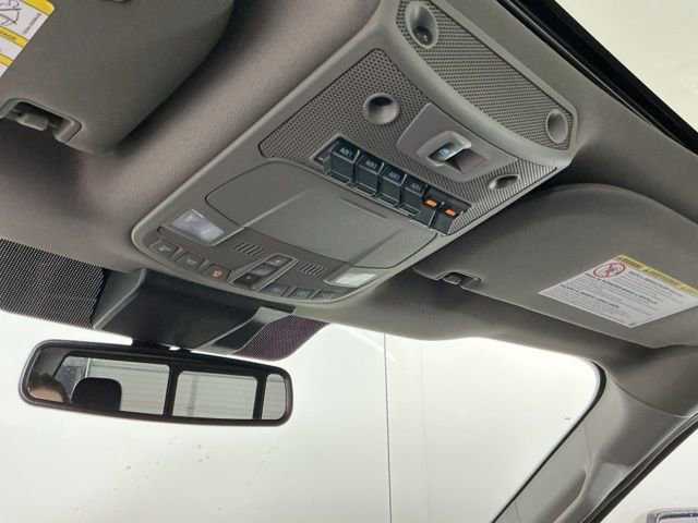 Used 2021 Ford F350 Lariat w/ Lariat Ultimate Package image 23