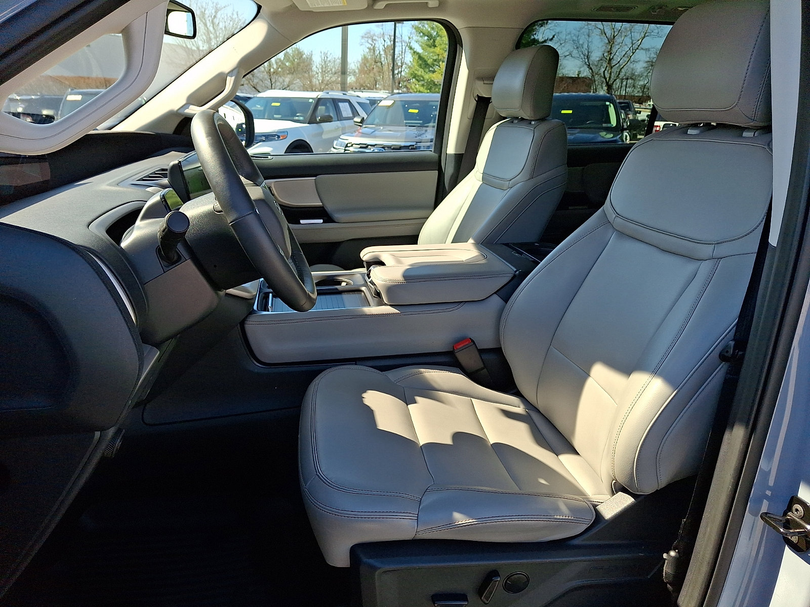 Certified 2025 Ford Expedition Max Active image 17