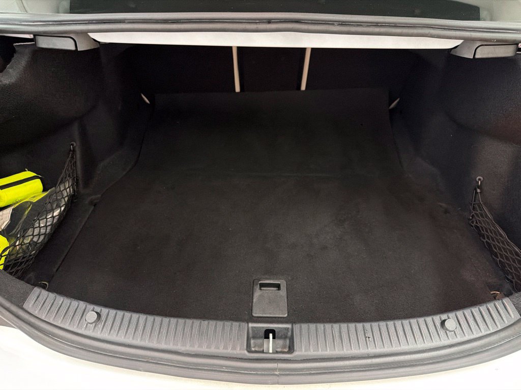 Used 2015 Mercedes-Benz C 300 4MATIC Sedan image 28