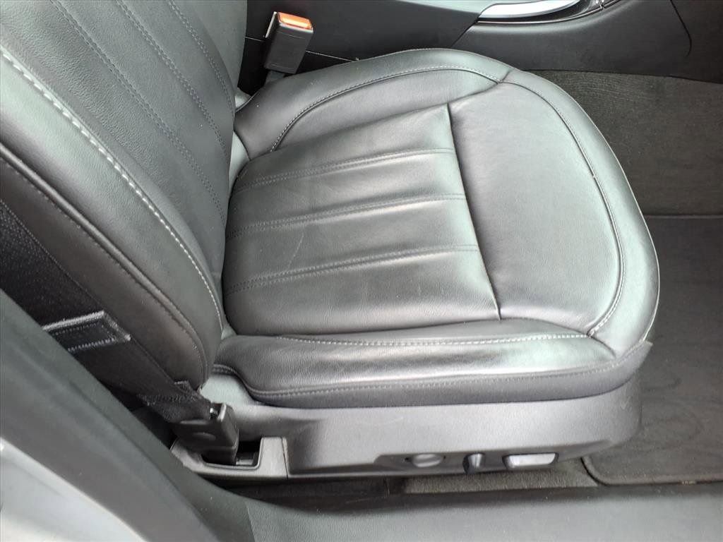 Used 2017 Buick Regal Premium w/ Driver Confidence Package #1 image 14