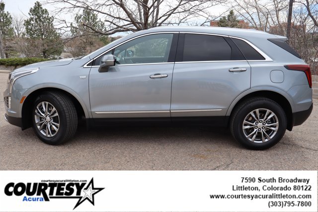 Used 2023 Cadillac XT5 Premium Luxury image 3