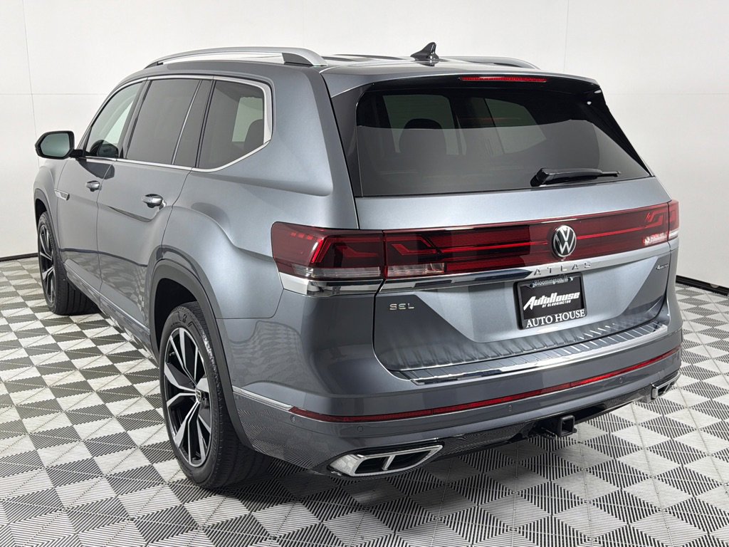 Used 2024 Volkswagen Atlas SEL Premium R-Line image 7