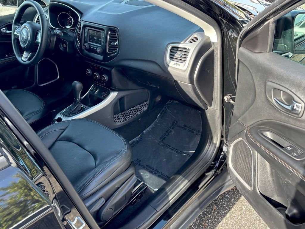 Used 2018 Jeep Compass Sport image 24