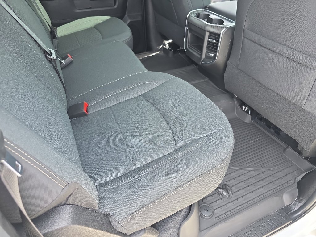 New 2026 RAM 2500 Big Horn AWD/4WD image 19