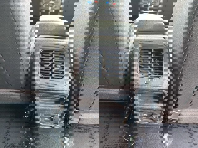 Used 2023 Volkswagen Tiguan SE R-Line image 48