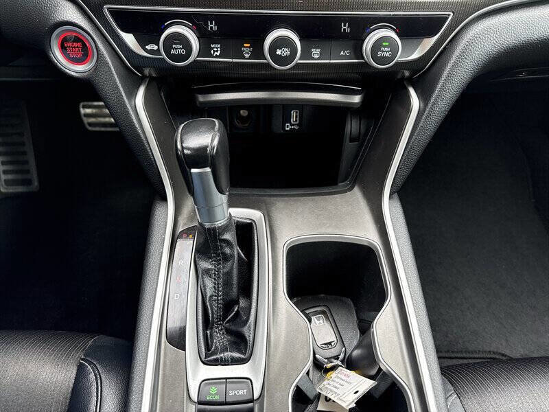 Used 2018 Honda Accord Sport image 27