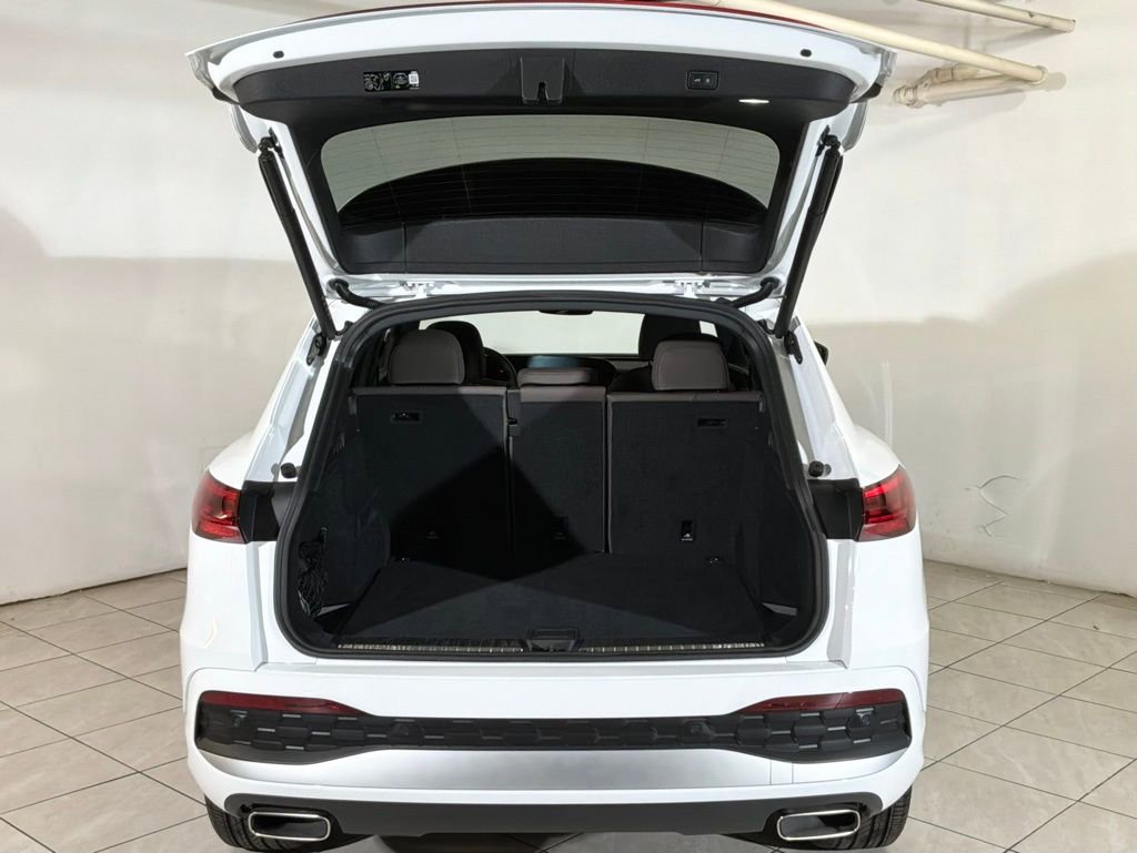 Certified 2025 Audi Q5 Premium w/ Convenience Package image 23