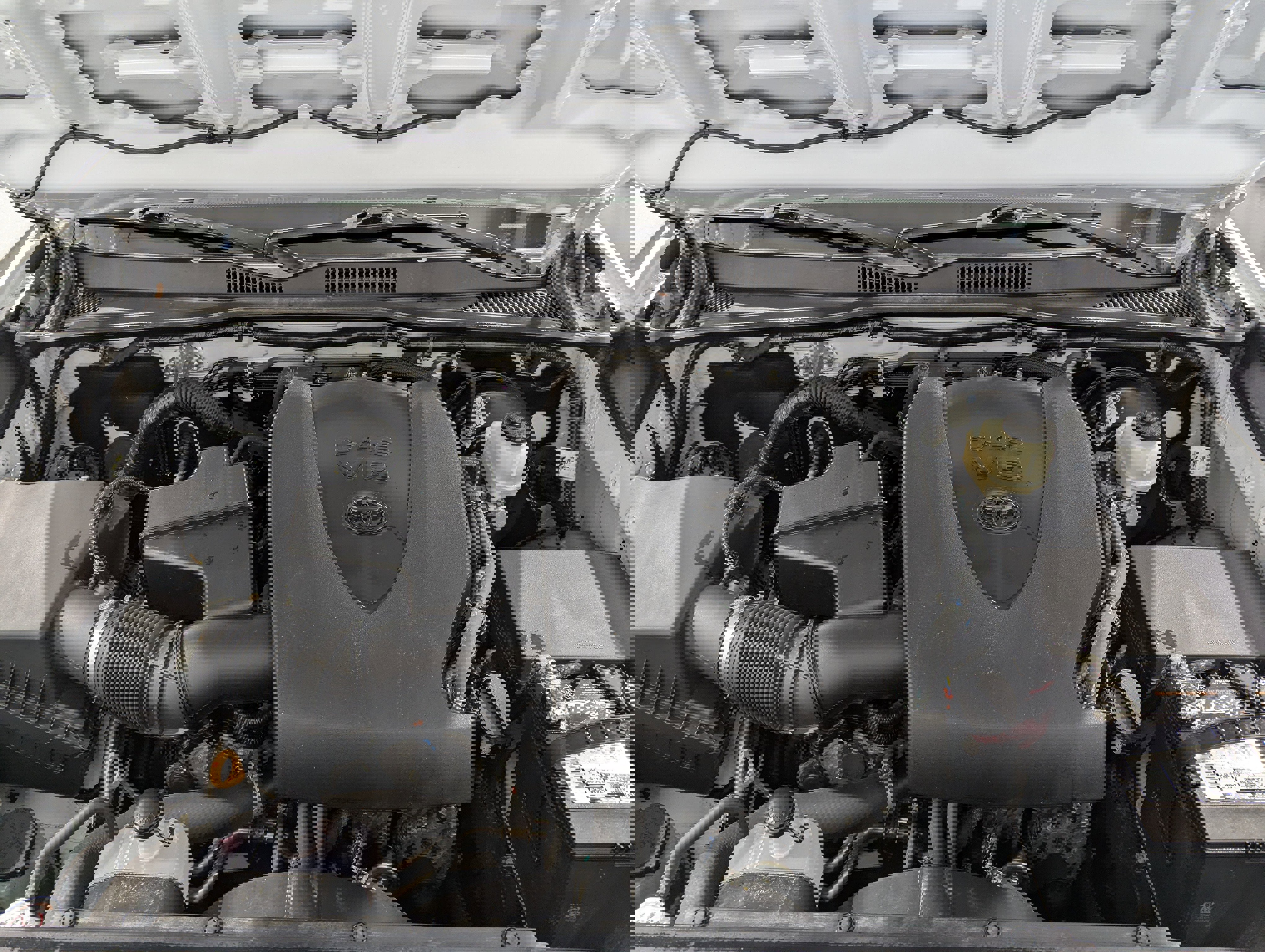 Used 2018 Toyota Tacoma SR image 24