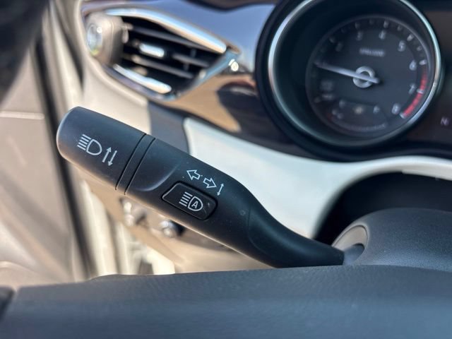 Used 2023 Buick Encore GX Essence w/ Experience Buick Package AWD/4WD image 19