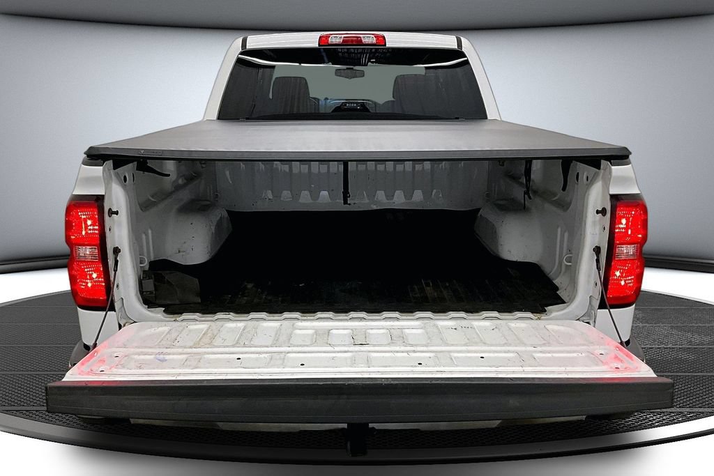 Used 2018 Chevrolet Silverado 1500 LT w/ All Star Edition AWD/4WD image 7