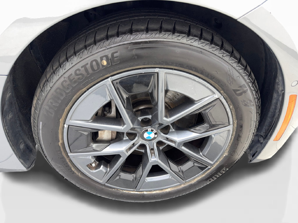 Used 2025 BMW i4 eDrive40 w/ Premium Package RWD image 81
