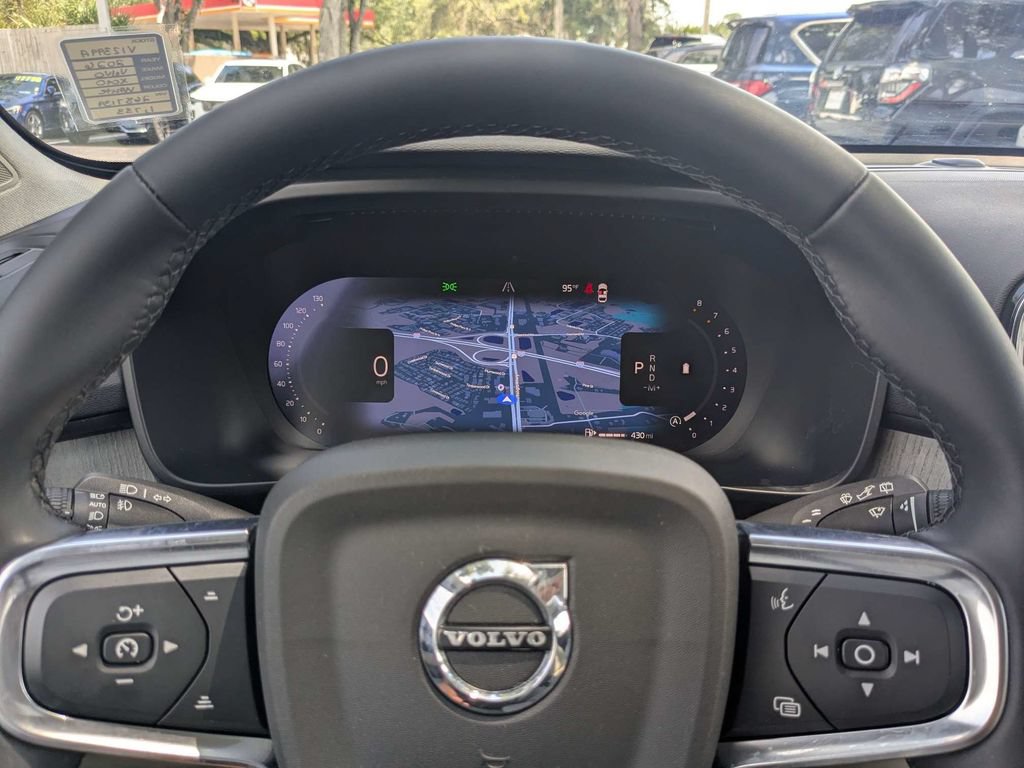 Certified 2026 Volvo XC40 B4 Plus w/ Protection Package Premier FWD image 40
