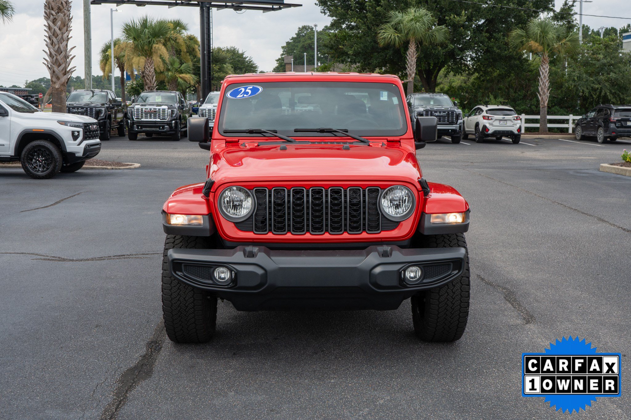 Used 2025 Jeep Gladiator Sport AWD/4WD image 8