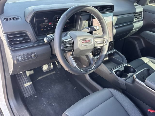 Used 2026 GMC Terrain AT4 w/ Convenience Package III AWD/4WD image 22