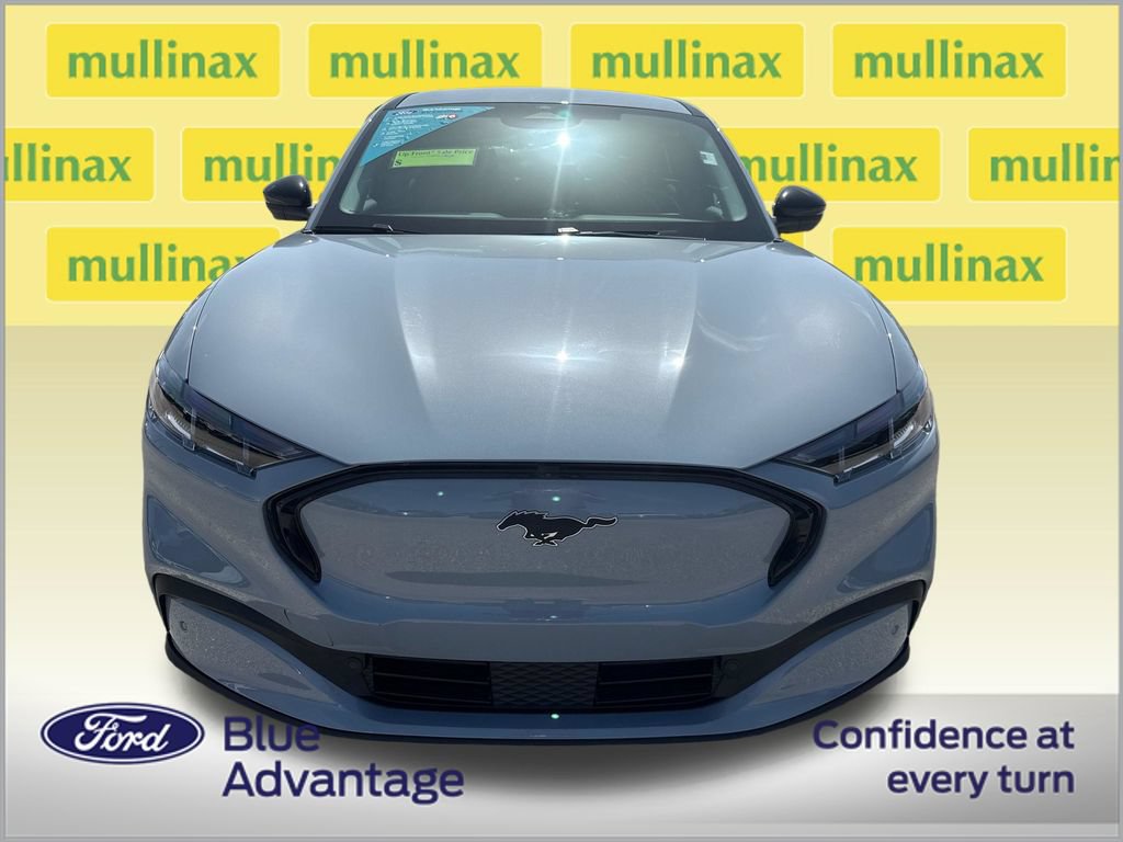 Used 2025 Ford Mustang Mach-E Premium RWD image 11