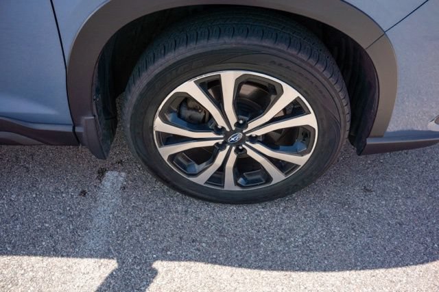 Used 2022 Subaru Forester Limited w/ Popular Package #3 AWD/4WD image 8
