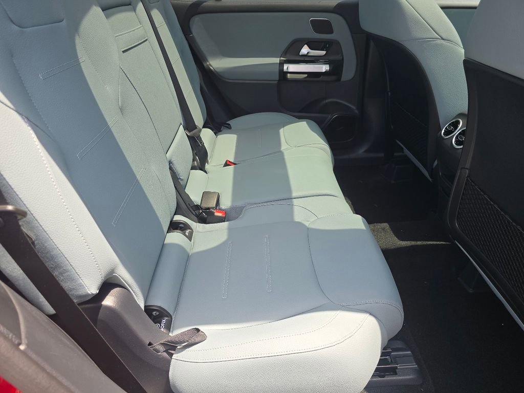 New 2026 Mercedes-Benz GLB 250 4MATIC image 20