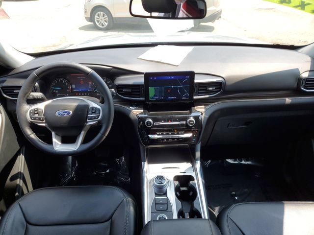 Used 2023 Ford Explorer Limited image 29