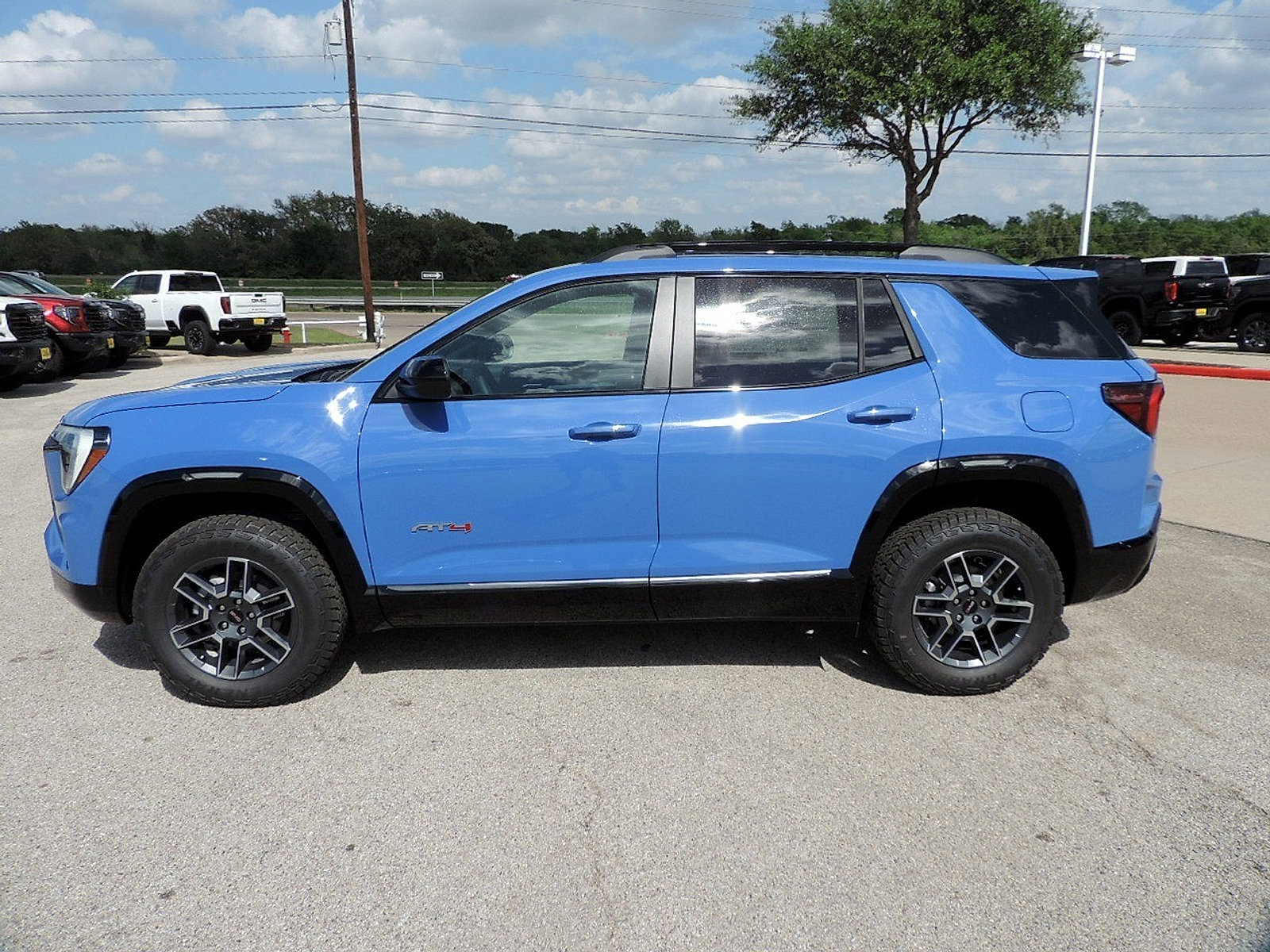 New 2026 GMC Terrain AT4 AWD/4WD image 8