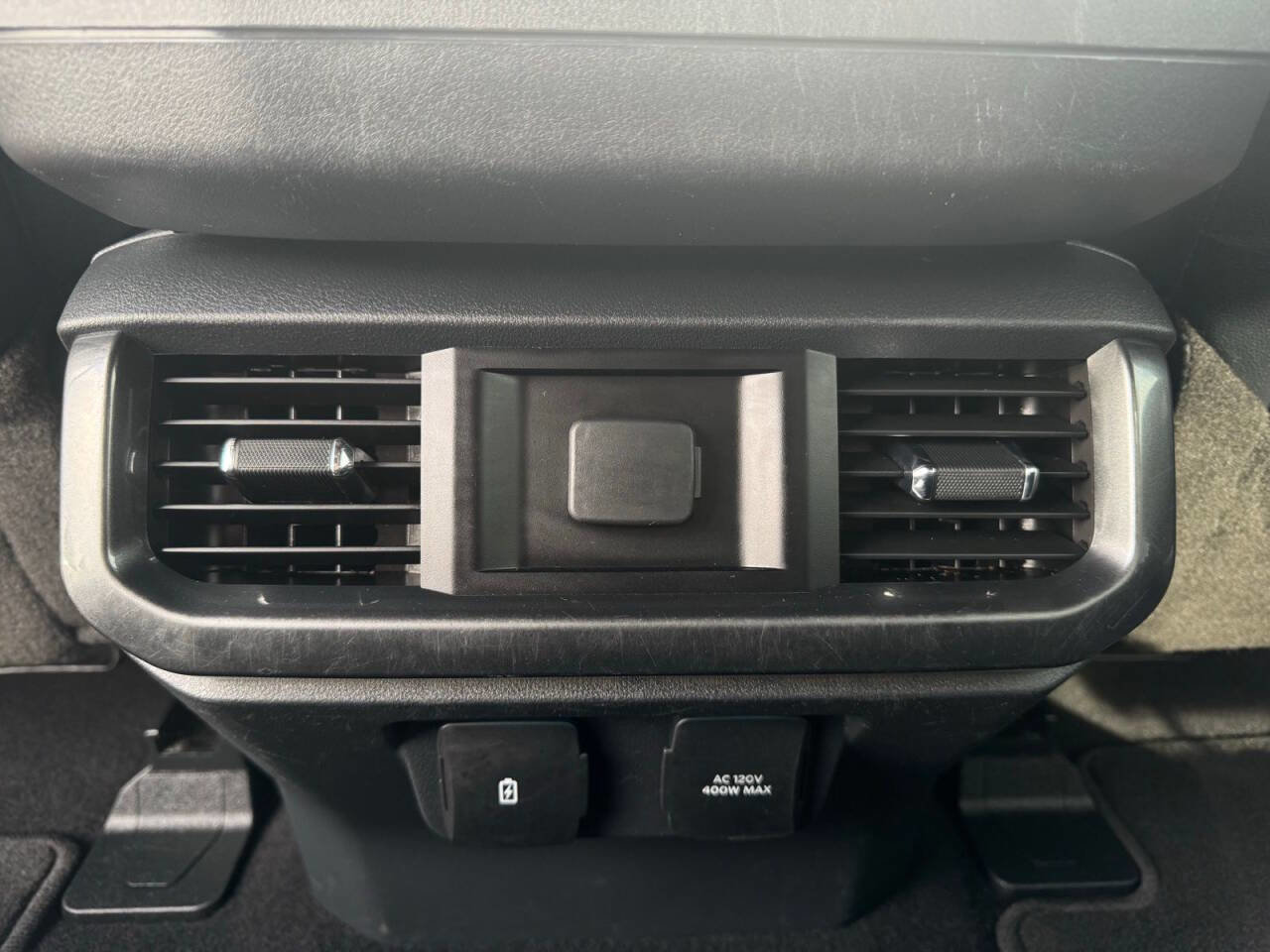 Used 2023 Ford F150 Lariat image 32