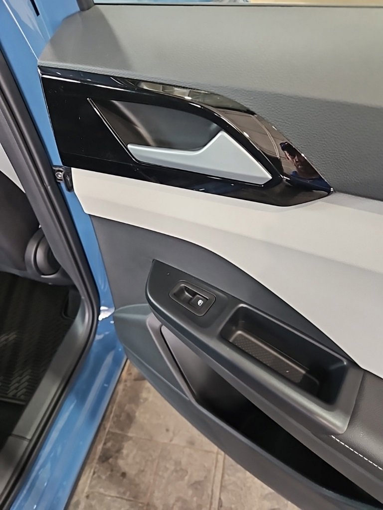 New 2026 Volkswagen Taos S image 16