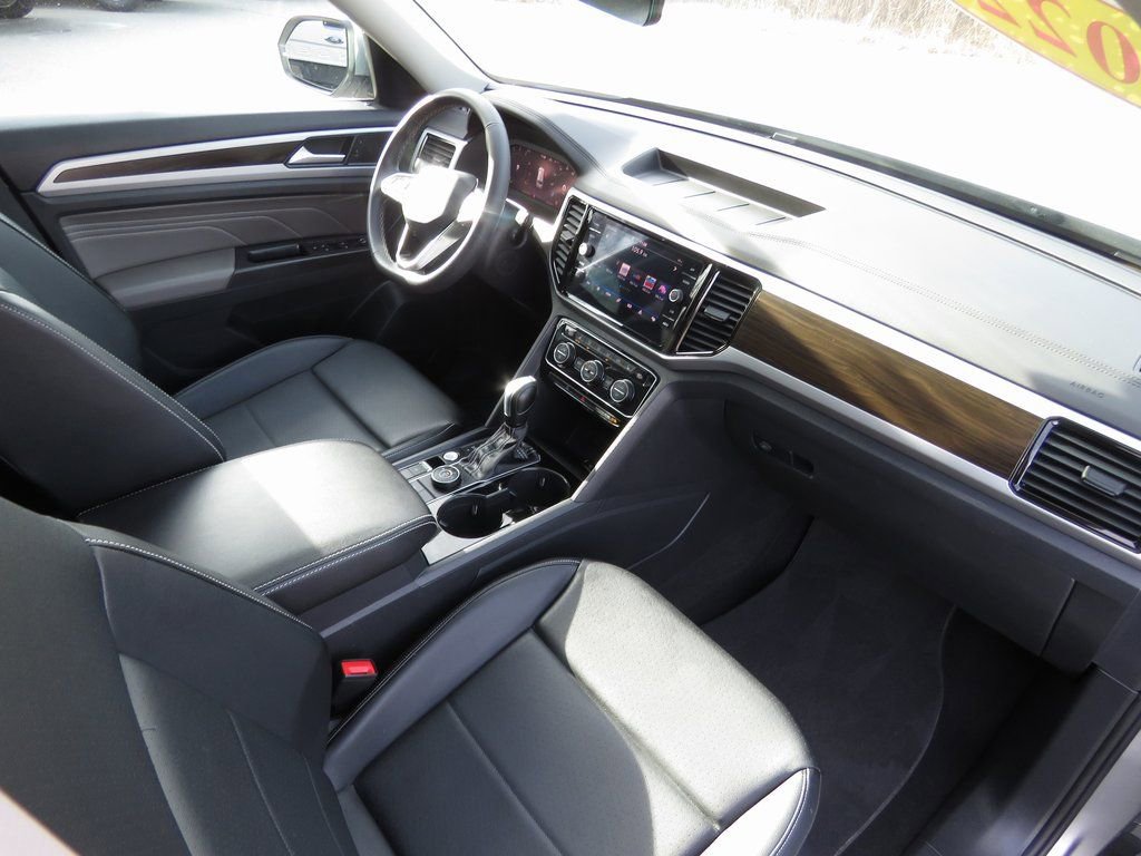 Used 2022 Volkswagen Atlas SE image 14