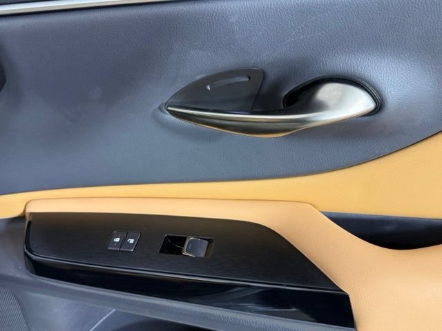 Certified 2025 Lexus ES 300h w/ Premium Package FWD image 30