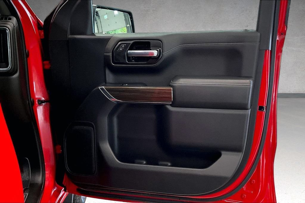 Used 2021 Chevrolet Silverado 1500 LT AWD/4WD image 27
