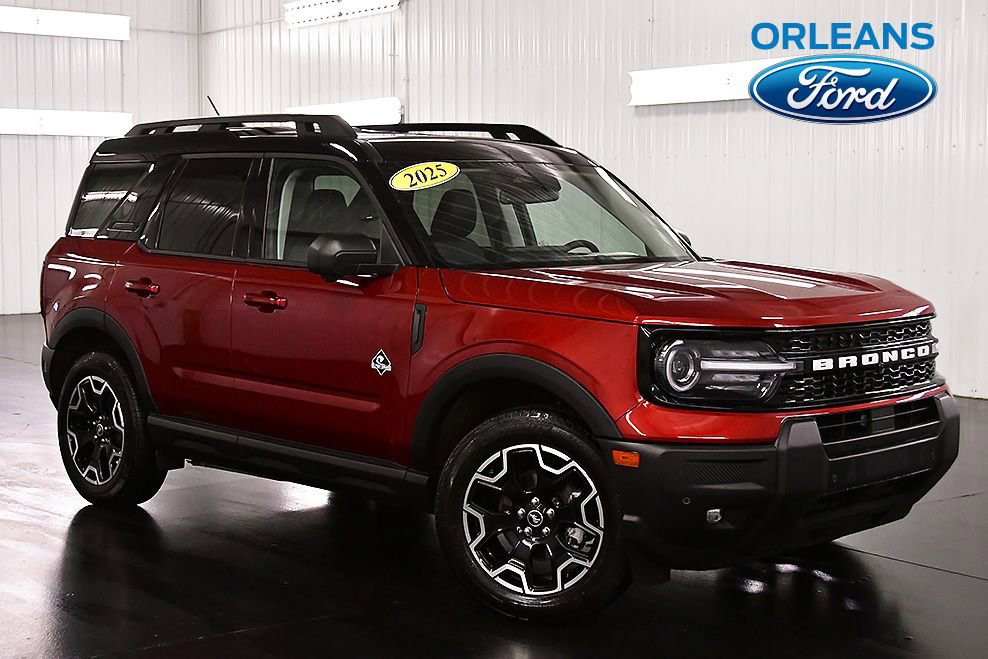 Used 2025 Ford Bronco Sport Outer Banks w/ Outer Banks Tech Package+ image 1