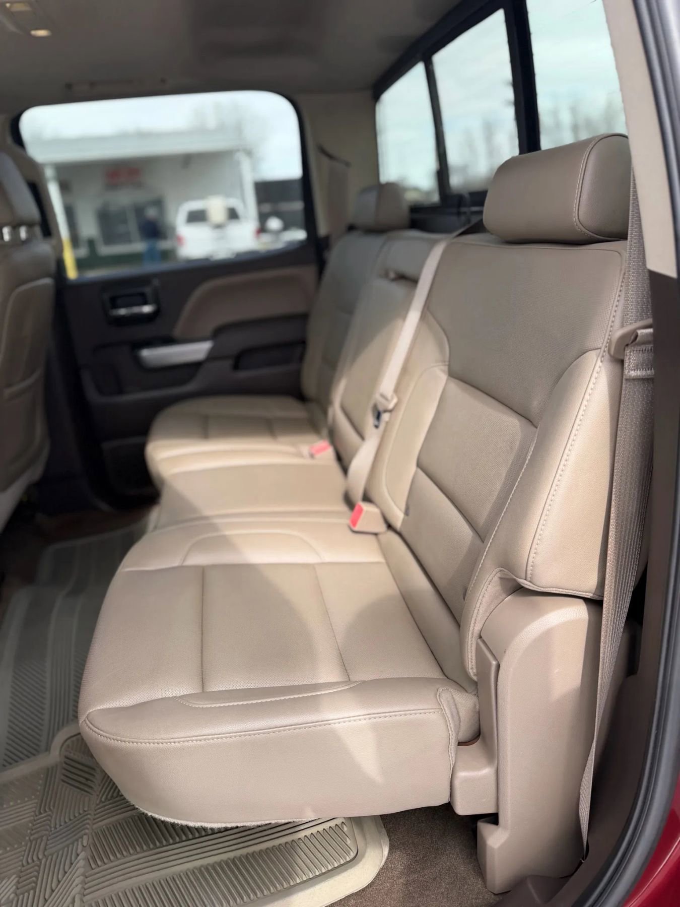 Used 2015 Chevrolet Silverado 1500 LTZ Z71 w/ LTZ Plus Package image 12