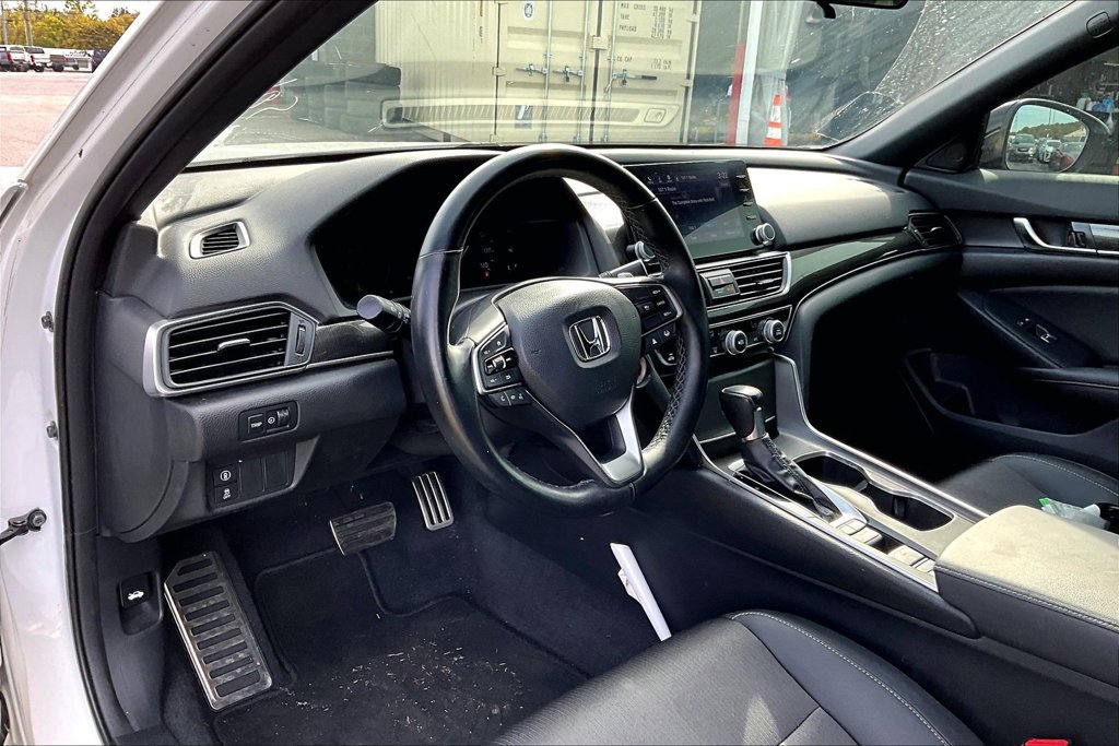Used 2022 Honda Accord Sport image 5