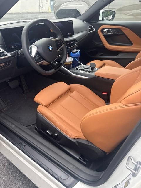 Used 2025 BMW 230i xDrive Coupe w/ Convenience Package AWD/4WD image 3