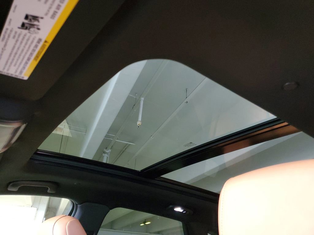 New 2025 Cadillac XT5 Premium Luxury image 25