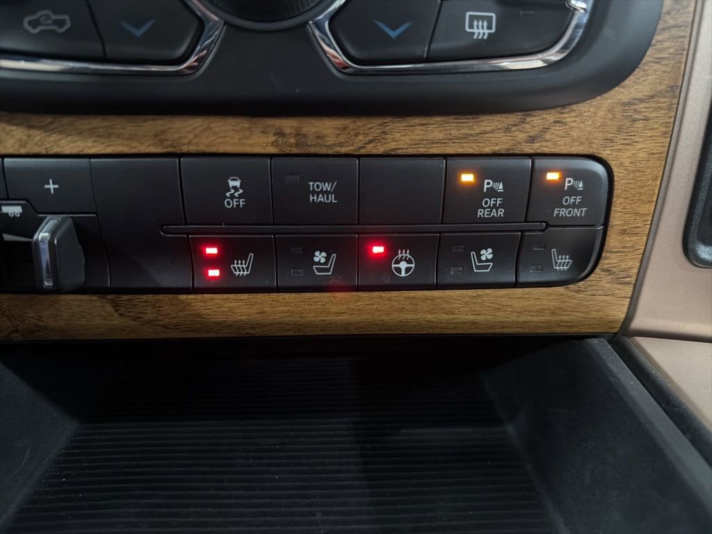 Used 2014 RAM 1500 Laramie Longhorn w/ Convenience Group image 28