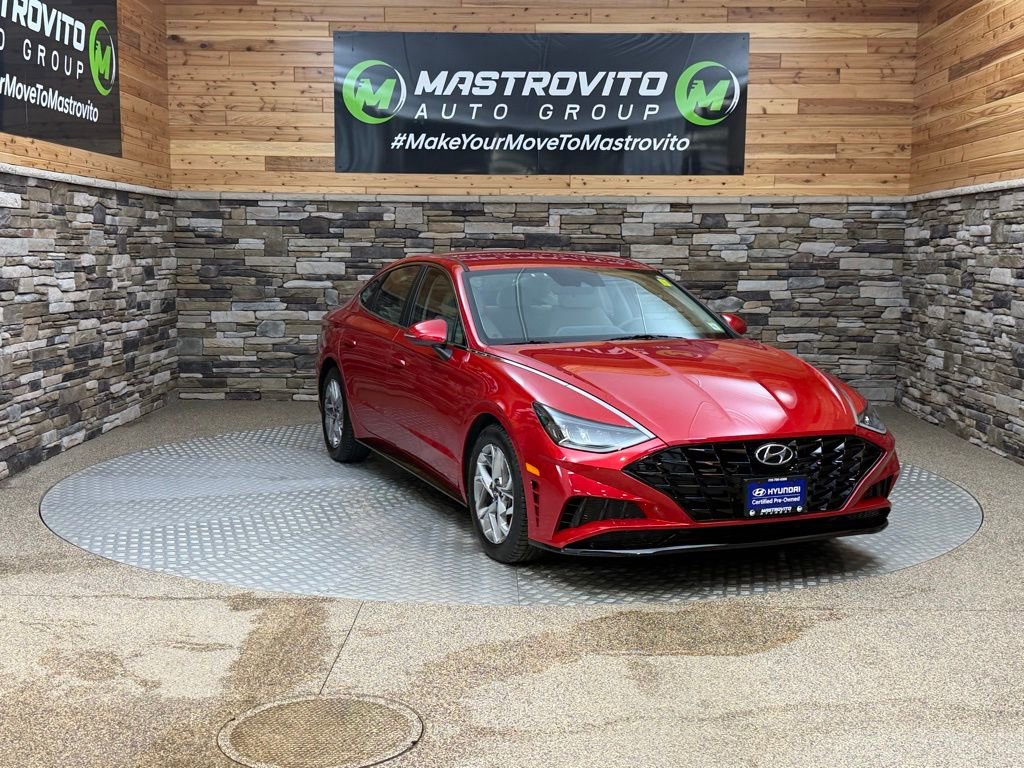 Used 2022 Hyundai Sonata SEL FWD image 2