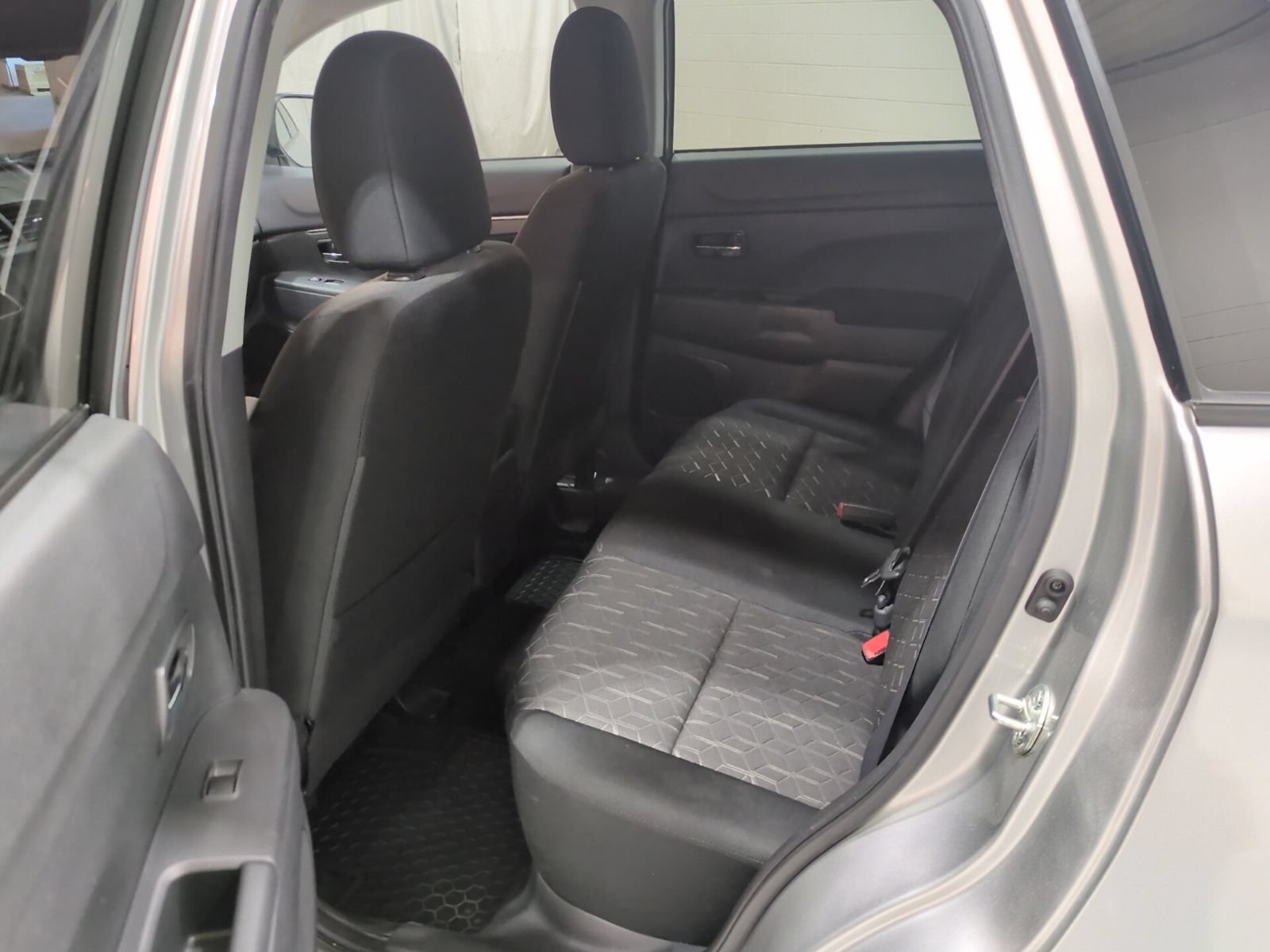 Used 2024 Mitsubishi Outlander Sport ES AWD/4WD image 13