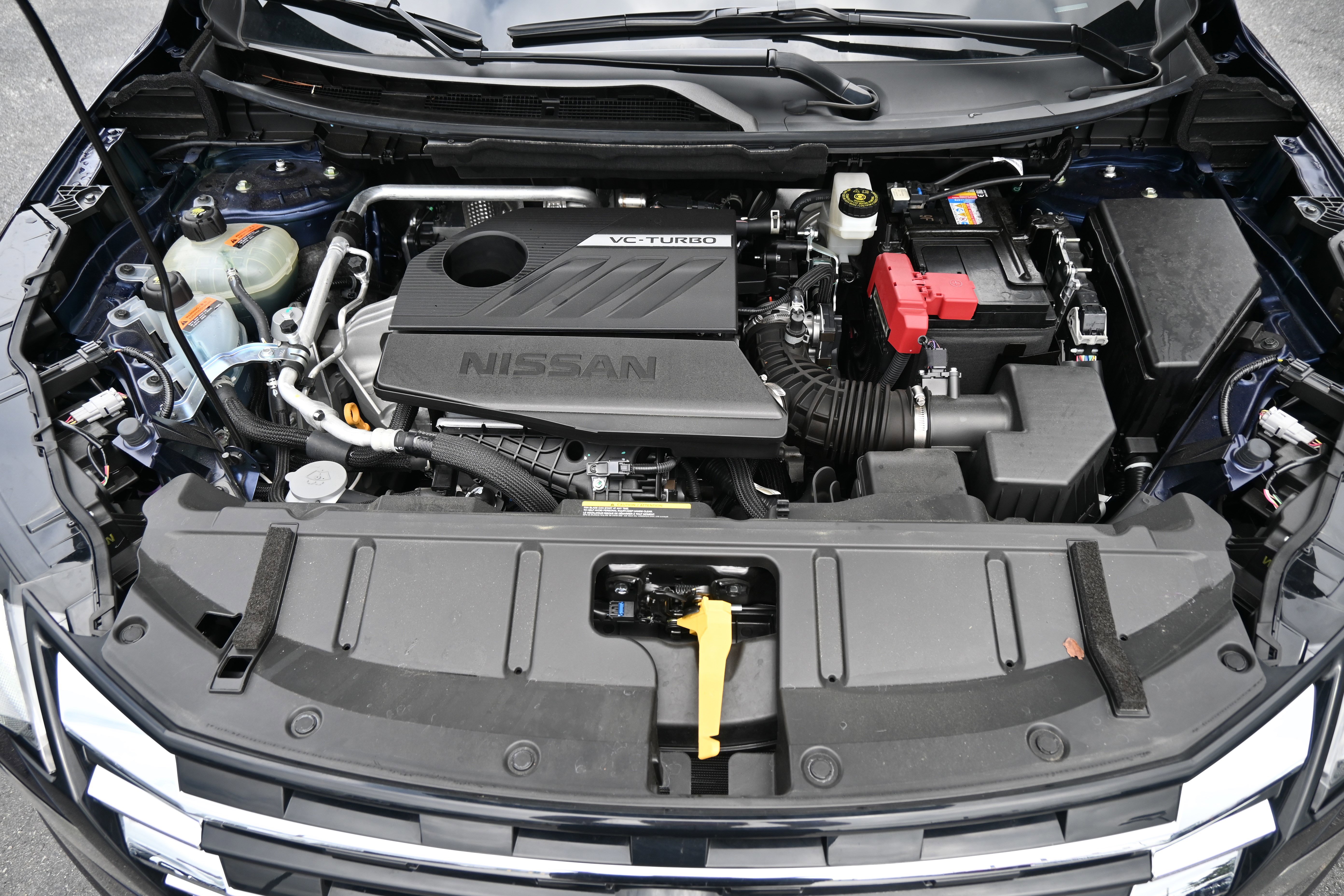 Used 2025 Nissan Rogue Platinum w/ Platinum Premium Package FWD image 33