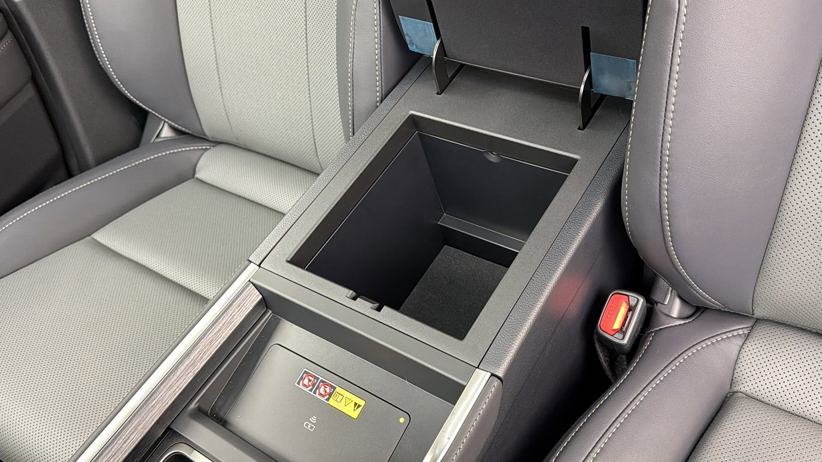 Used 2026 Lexus GX 550 w/ Accessory Package (2T) image 27