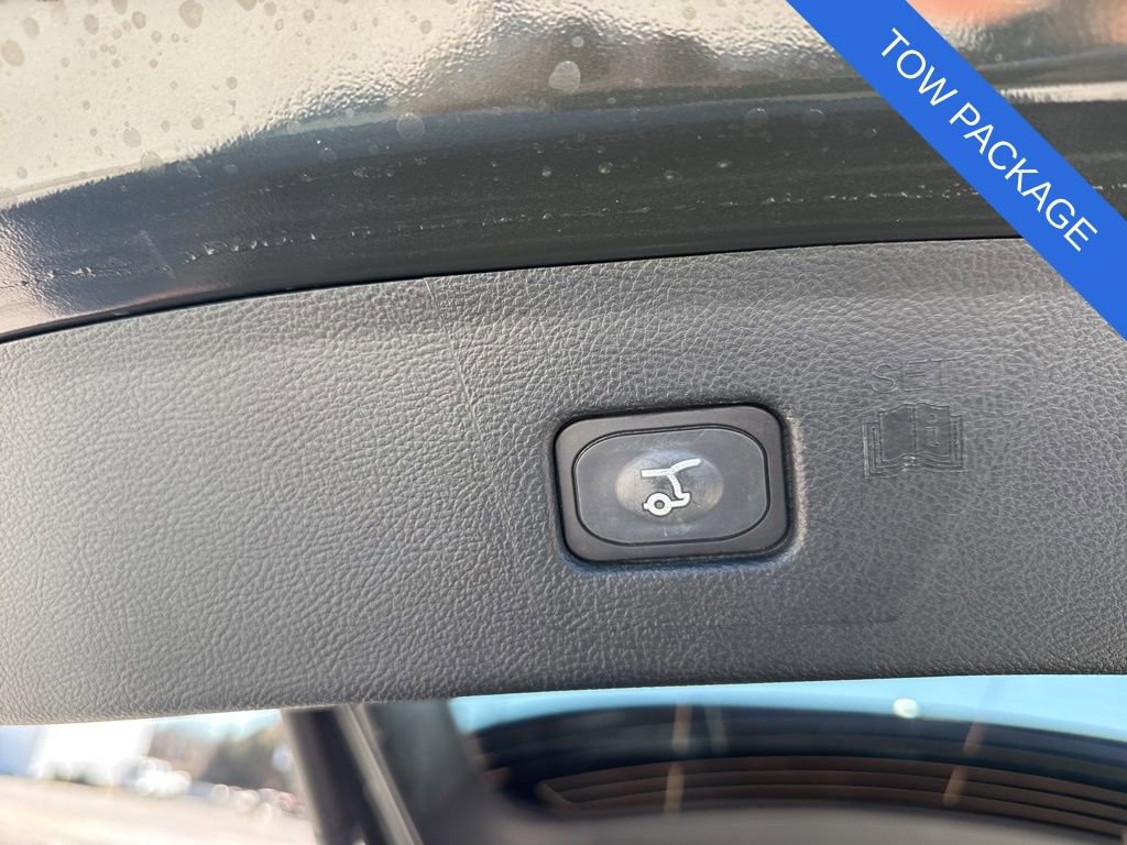 Used 2022 Ford Edge SEL w/ Convenience Package image 15