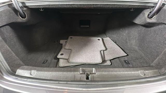 Used 2018 Acura RLX w/ Technology Package FWD image 28