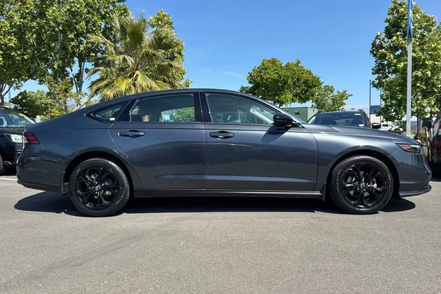 Used 2025 Honda Accord SE image 3