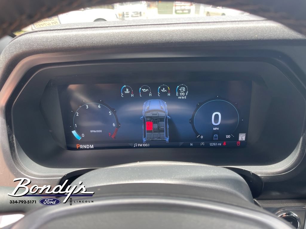 Used 2025 Ford F150 Lariat w/ Equipment Group 502A High AWD/4WD image 4