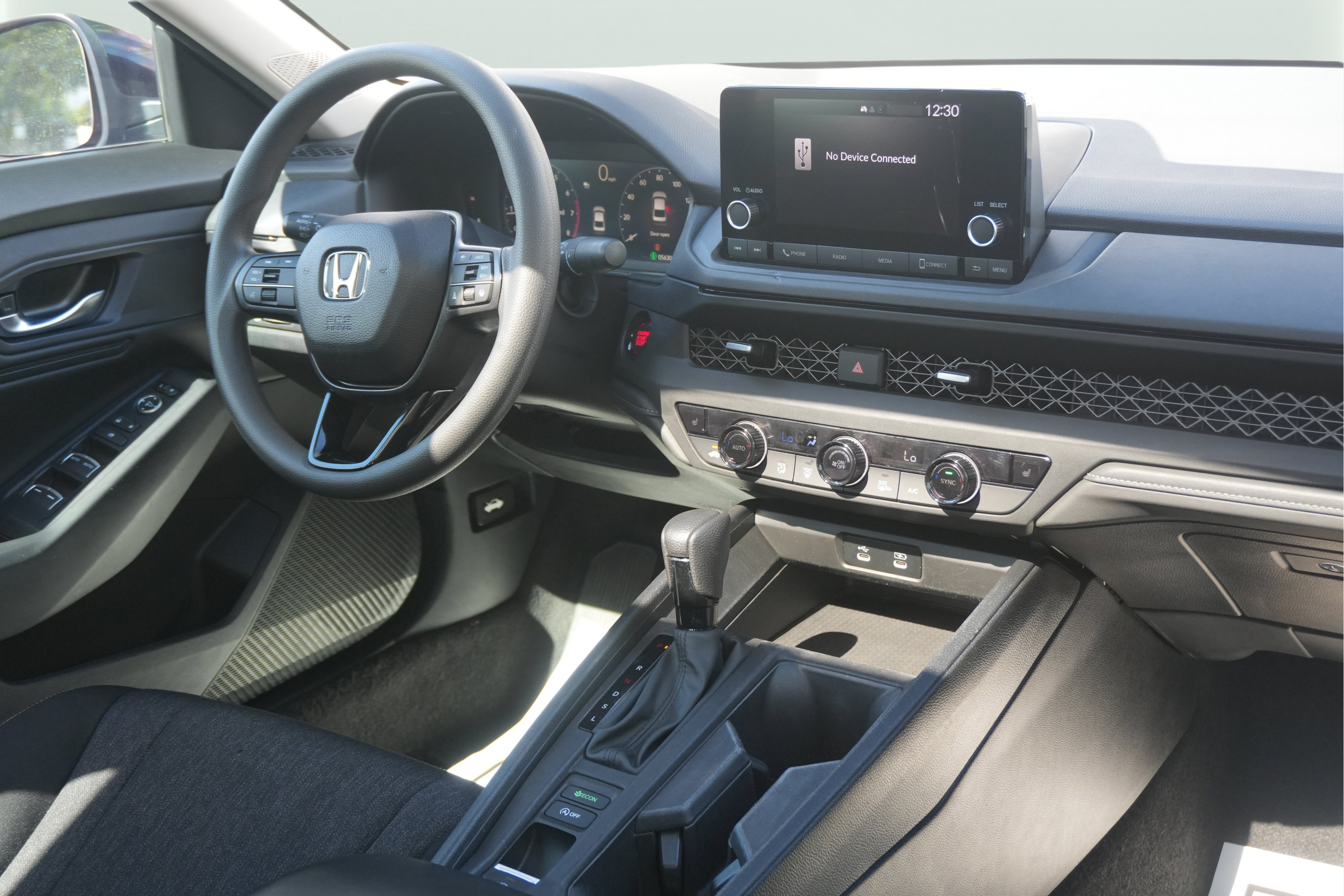 Used 2025 Honda Accord SE image 24