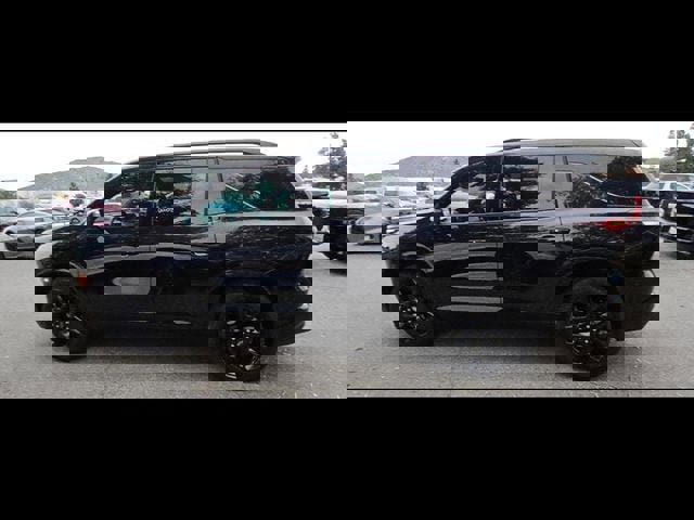 Used 2024 Chevrolet Traverse RS image 5