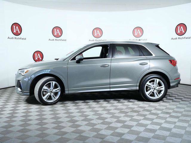 Used 2023 Audi Q3 2.0T Premium Plus w/ Premium Plus Package image 5