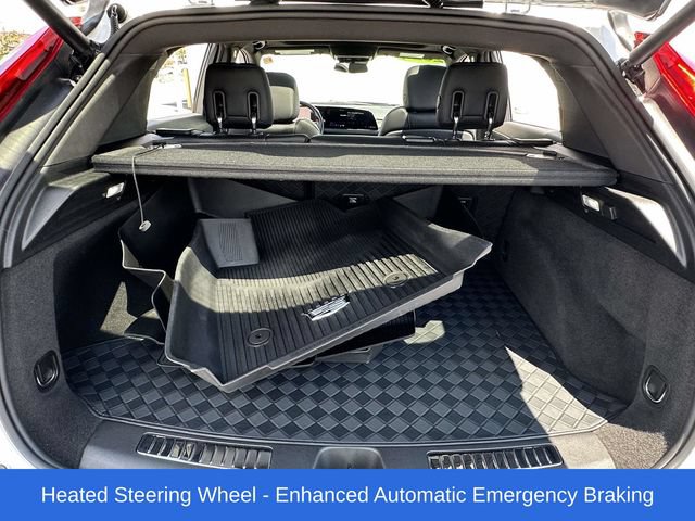 Used 2024 Cadillac XT4 Premium Luxury w/ Active Safety Package AWD/4WD image 22