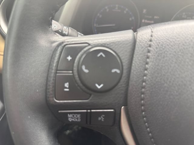 Used 2017 Toyota RAV4 XLE w/ Plus Extra Value Package FWD image 13