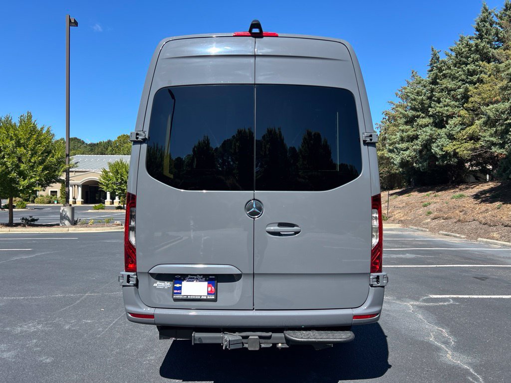 Used 2022 Mercedes-Benz Sprinter 2500 image 19
