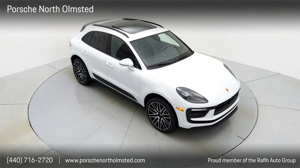 Used 2022 Porsche Macan image 18