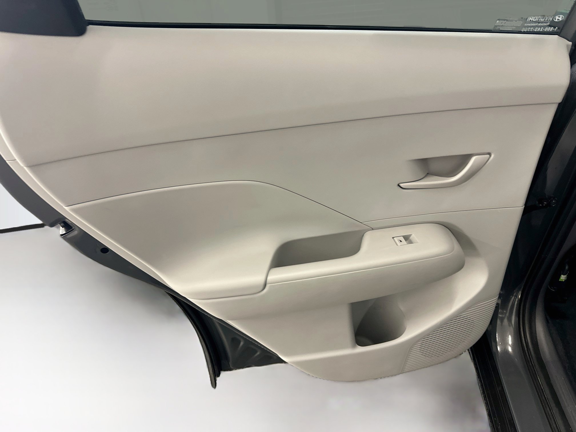 Used 2025 Hyundai Kona SEL AWD/4WD image 27